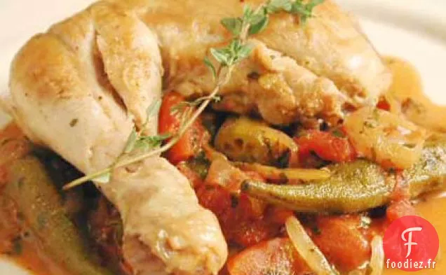 Poulet cuit au Gombo et aux tomates