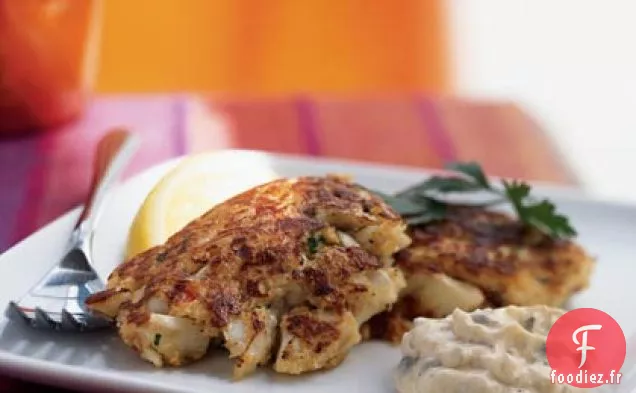 Gâteaux de Crabe de Louisiane à la Sauce Tartare Créole