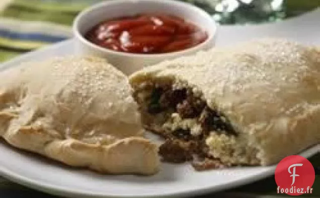 Calzone aux Saucisses, Épinards et Ricotta