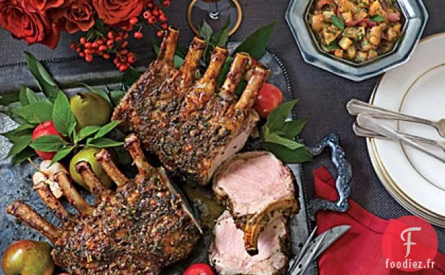 Râteliers de Porc en Croûte de Sauge avec Chutney de Poires