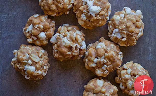 Boules de Pop-Corn au Beurre d'Arachide en bouchées