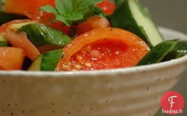 Salade de Tomates et Concombres à la Menthe