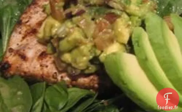 Espadon Grillé en Croûte de Coriandre et de Cumin avec Relish d'Avocat