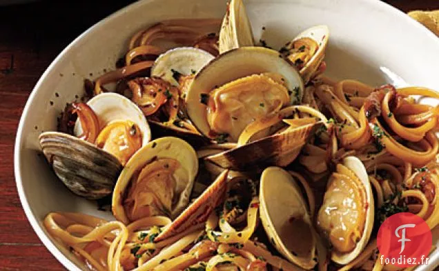 Linguine aux Palourdes et Herbes Fraîches