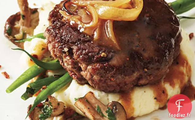 Steak à Hamburger avec Sauce à l'Oignon
