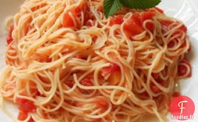 Pâtes à la Tomate et à l'Ail