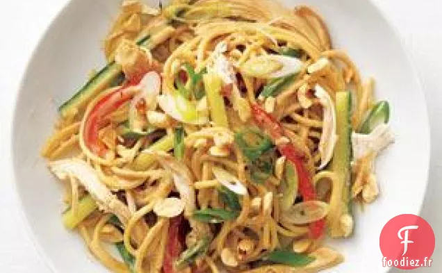 Nouilles Aux Arachides Au Gingembre Et Au Poulet