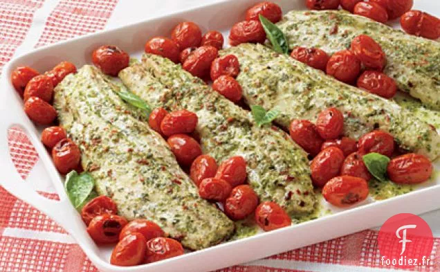 Bar Rayé Mariné au Pesto avec Tomates Chaudes