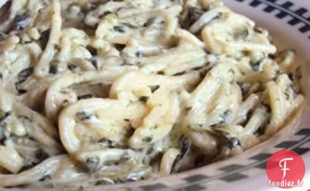 Sauce Alfredo aux épinards (Meilleure qu'Olive Garden®)