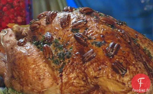 Dinde Rôtie avec Glaçage aux Pacanes et au Bourbon frits