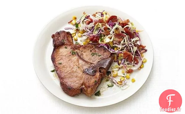 Côtelettes de Porc avec Salade de Maïs-Bacon