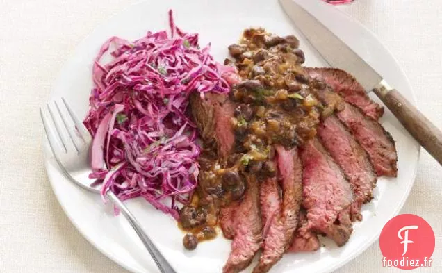 Steak de Flanc Avec Haricots Noirs et Salade de Chou