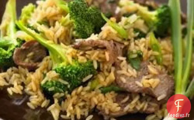 Sauté de Bœuf et Brocoli avec Riz Brun à Grains Entiers