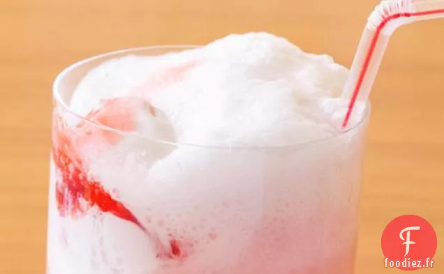 Pimm et des Flotteurs de Crème Glacée Appropriés