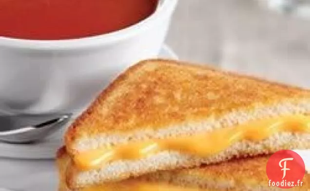 Soupe de Tomates et Sandwich au Fromage Grillé