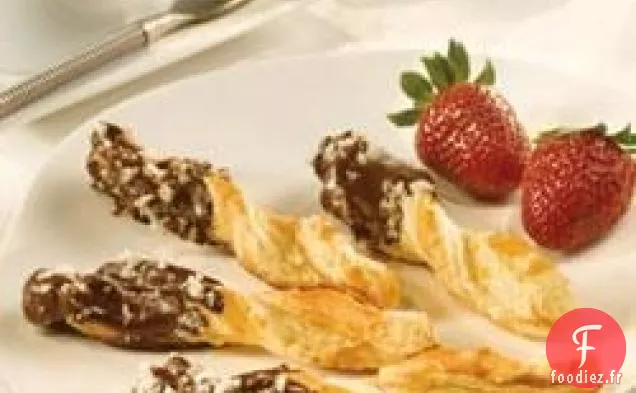Torsions Épicées Trempées Au Chocolat