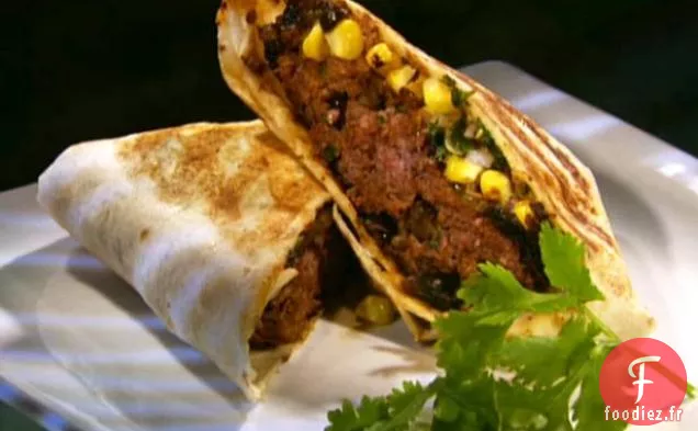 Burger de Quesadilla Adobo avec Salsa de Maïs Grillée