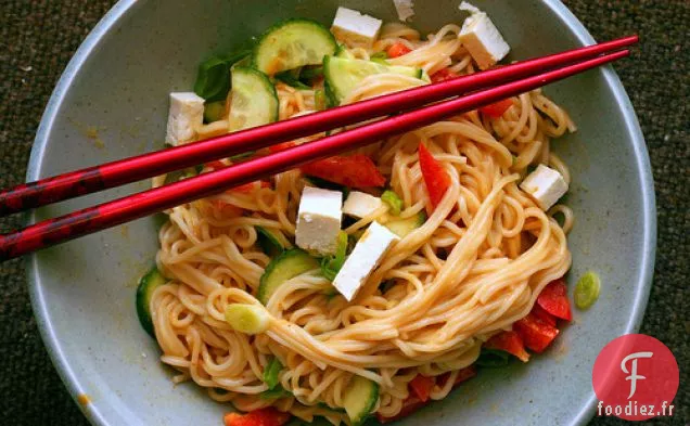 Nouilles aux Arachides Et au Sésame