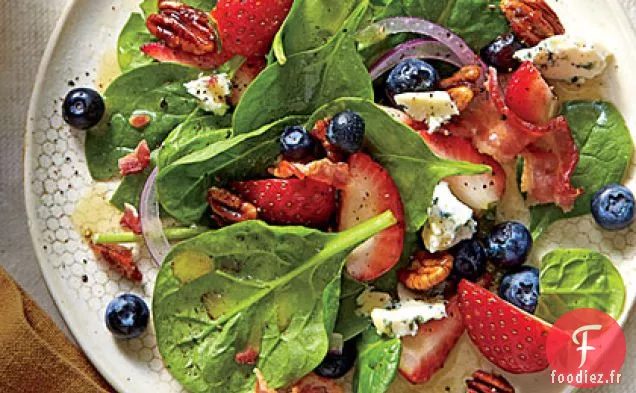 Salade d'Épinards avec Vinaigrette au Miel et Pacanes Miellées
