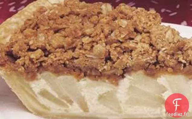 Tarte aux Pommes Garnie de Crumble au Beurre d'Arachide