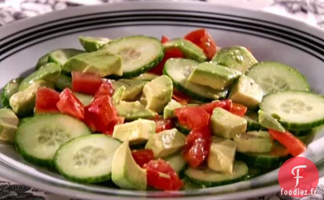 Salade Concombre-Tomate-Avocat avec Vinaigrette Tequila-Citron Vert