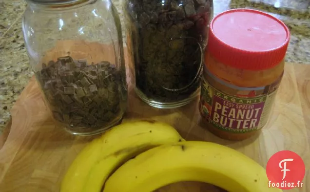 Bateaux au Beurre d'Arachide au Four + Bananes au Chocolat