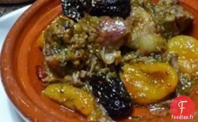 Épaule de Chèvre Braisée aux Pruneaux et Citrons Confits