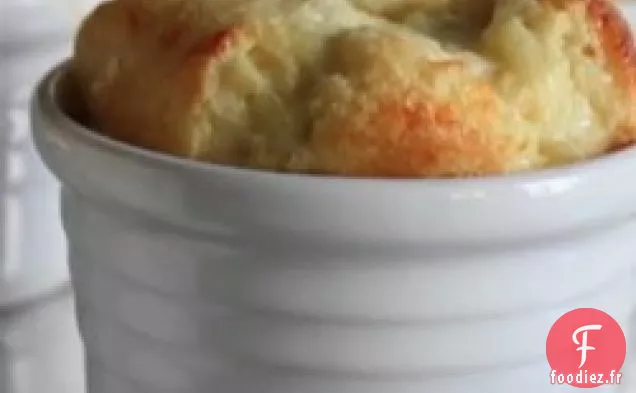 Soufflés aux Pommes et au Fromage Cheddar