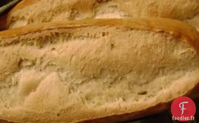 Pain Italien à l'aide d'une Machine à Pain