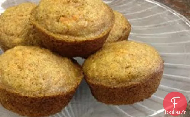 Muffins Moelleux aux Carottes avec Glaçage au Fromage à la Crème