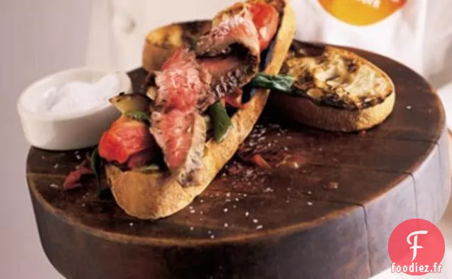 Bifteck de Flanc grillé avec Relish Tomate-Échalote