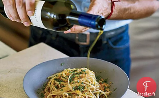 Spaghettis à la Bottarga et Chapelure aux Amandes