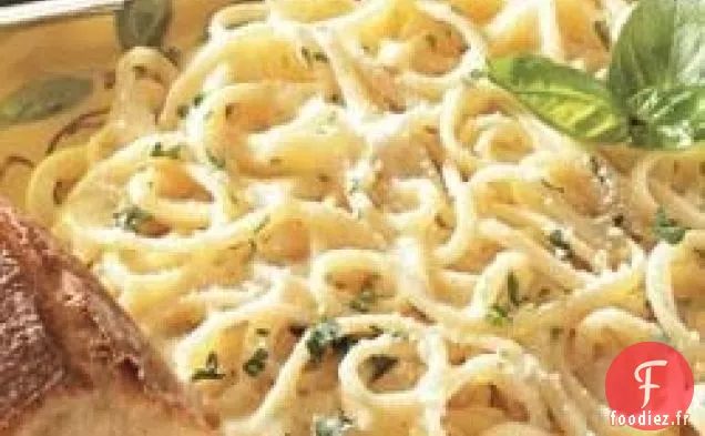Linguine à la Sauce Crémeuse Alfredo