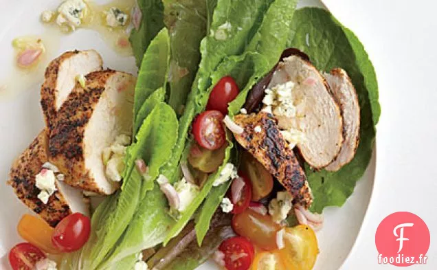 Salade de Poulet Noircie à la Vinaigrette au Fromage Bleu