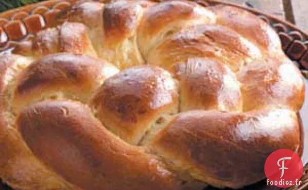 Pain de Couronne Tressé