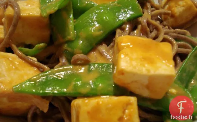 Tofu Au Beurre D'Arachide Et Pois Mange-Tout