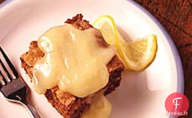 Gâteau aux Pommes avec Sauce au Citron