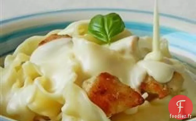 Fettuccine à la Sauce Alfredo