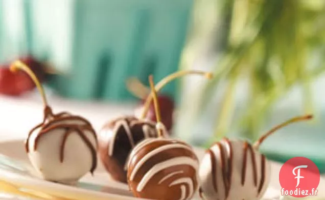Cerises Farcies Trempées dans du Chocolat