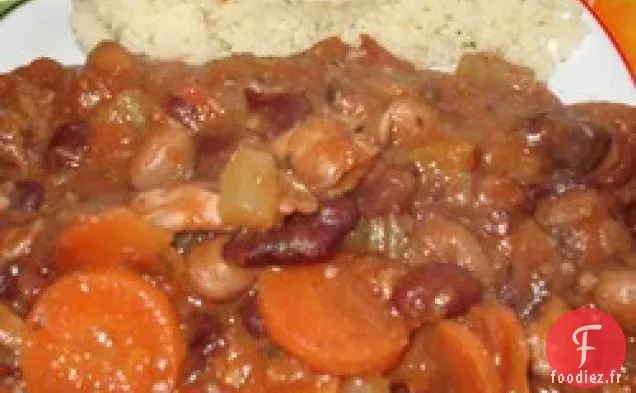 Ragoût de poulet à 1 Casserole et 3 haricots