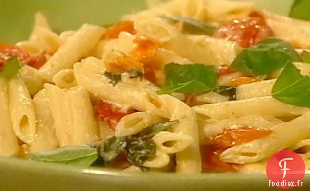 Penne aux Tomates Cerises Rôties Lentement et Fromage de Chèvre