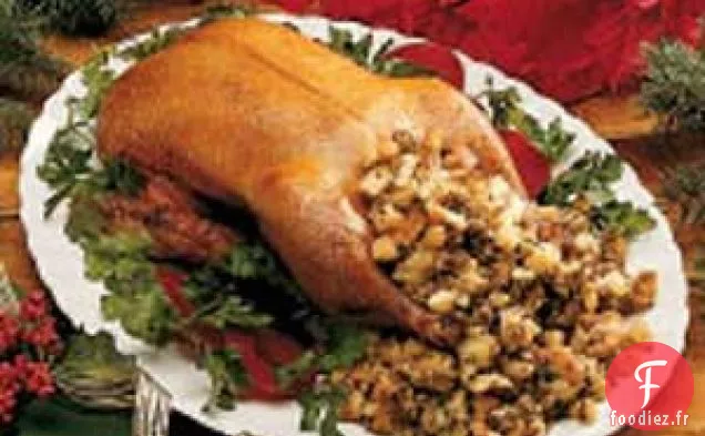 Canard Rôti avec Vinaigrette Pomme-Raisin