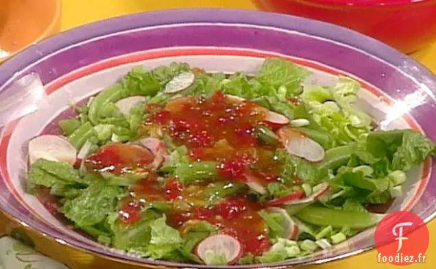 Salade Verte avec Vinaigrette au Poivron Rouge