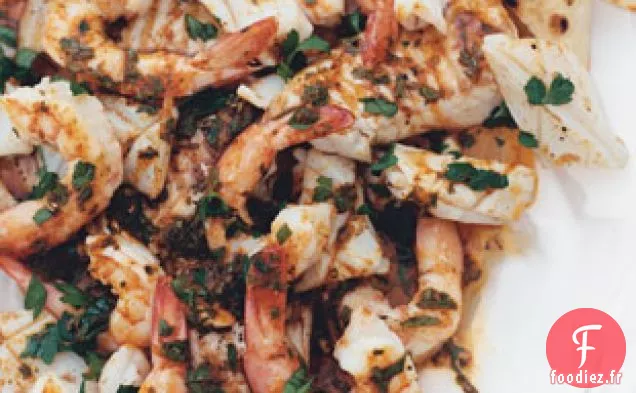 Grill De Fruits De Mer Mélangés Avec Vinaigrette Au Paprika Et au citron