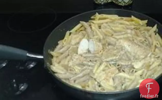 Pâtes au Poulet Épicées et Crémeuses