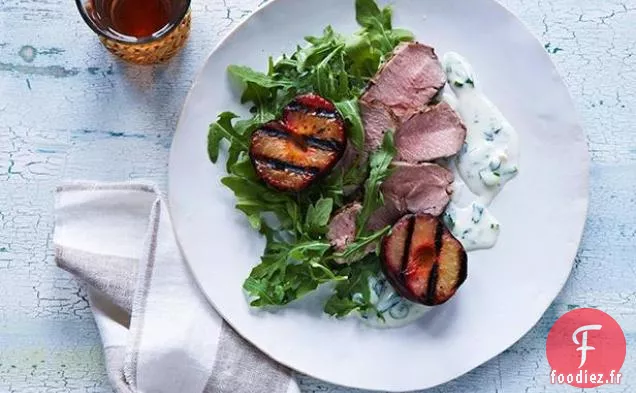 Filet de Porc Grillé et Prunes avec Sauce Crémeuse au Fromage de Chèvre