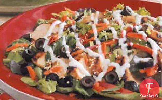 Poulet Au Sésame Sur Des Légumes Verts