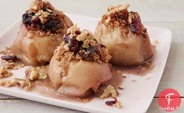 Pommes Farcies aux Canneberges et Noix à la Mijoteuse