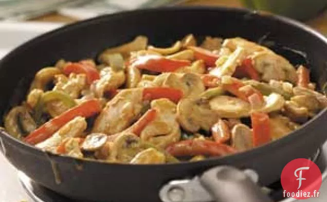 Sauté de Poulet aux Arachides