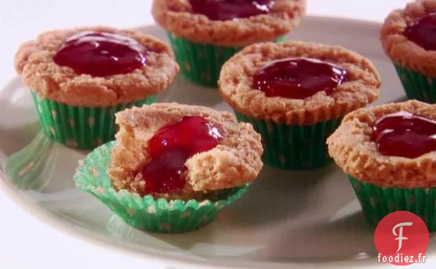 Mini Muffins au Beurre d'Amande et aux Fraises